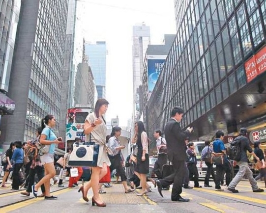 香港千禧世代56%講明創業為賺錢 工時冠全球
