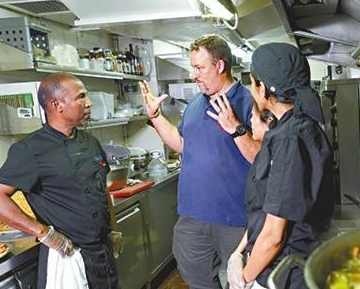 老闆:無人信會成功 全港唯一純素食酒吧